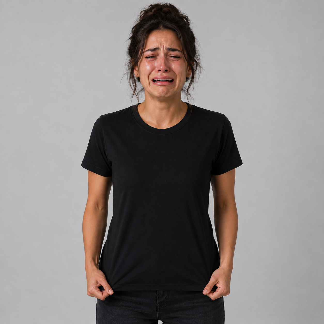Female model, black shirt